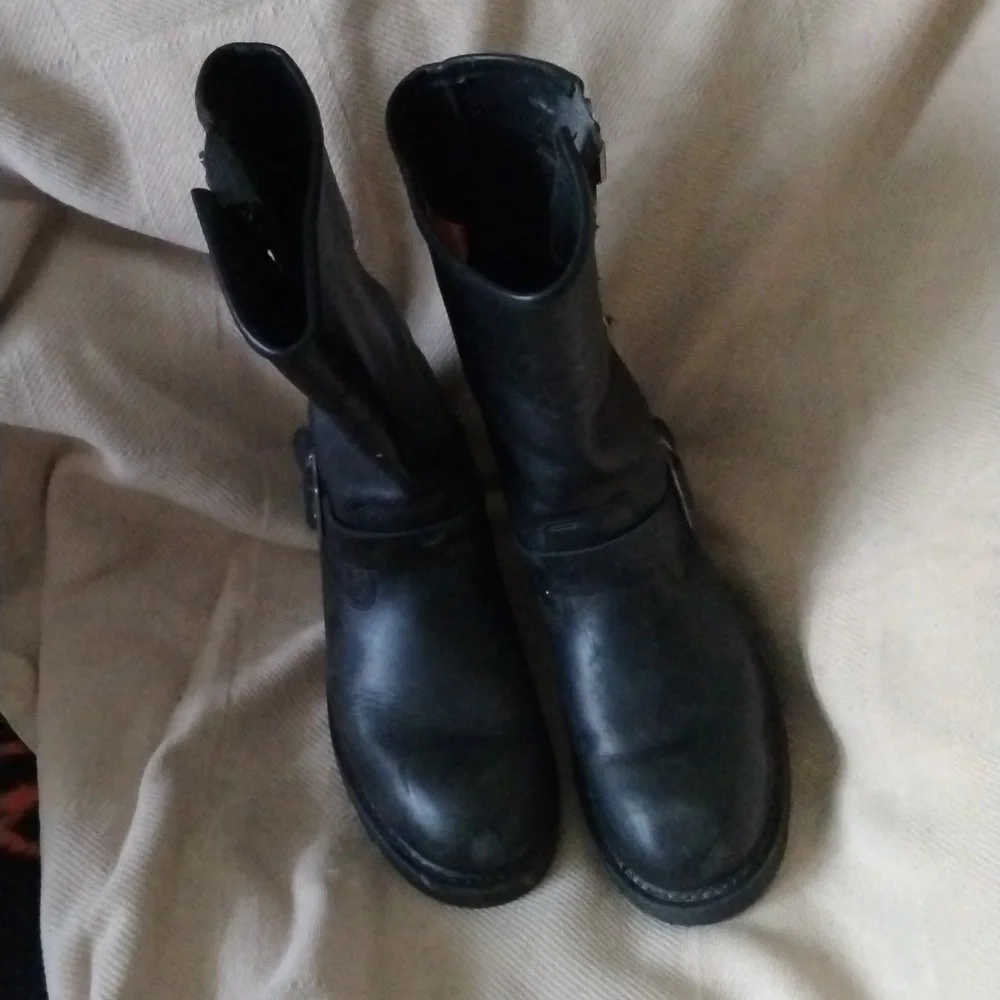 Harley Davidson Boots - Picture 3 of 10